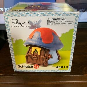 Schleich Smurf Mushroom House Figure